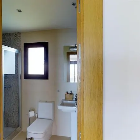 아파트 Fantastic First Line Penthouse *