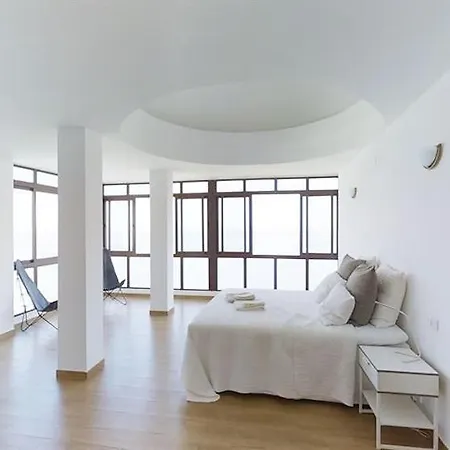 Fantastic First Line Penthouse *