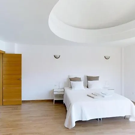 Fantastic First Line Penthouse *
